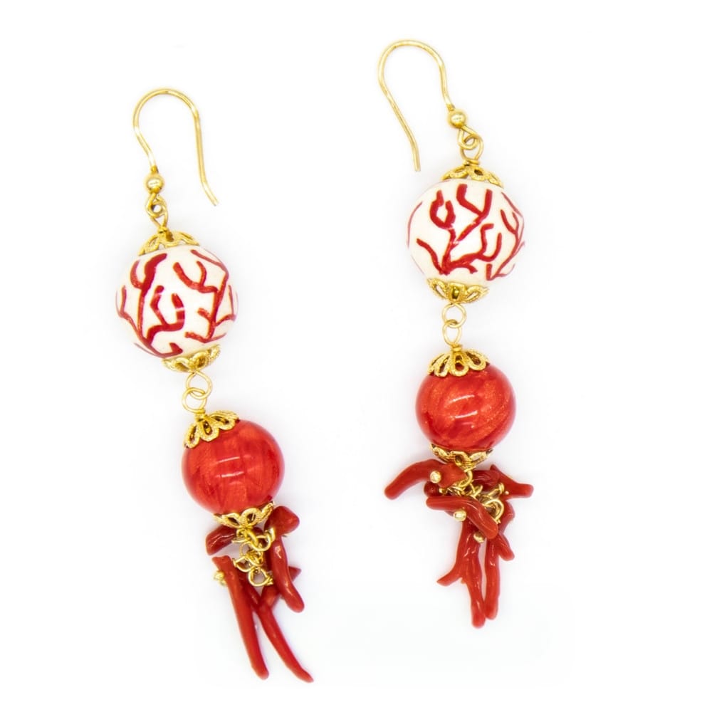 orecchini color corallo