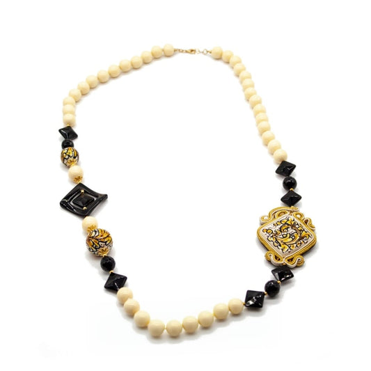 collana in soutache siciliano bianca e nera